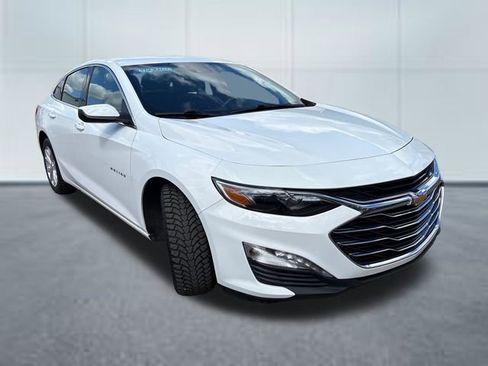 Used 2024 Chevrolet Malibu LT FWD image 5
