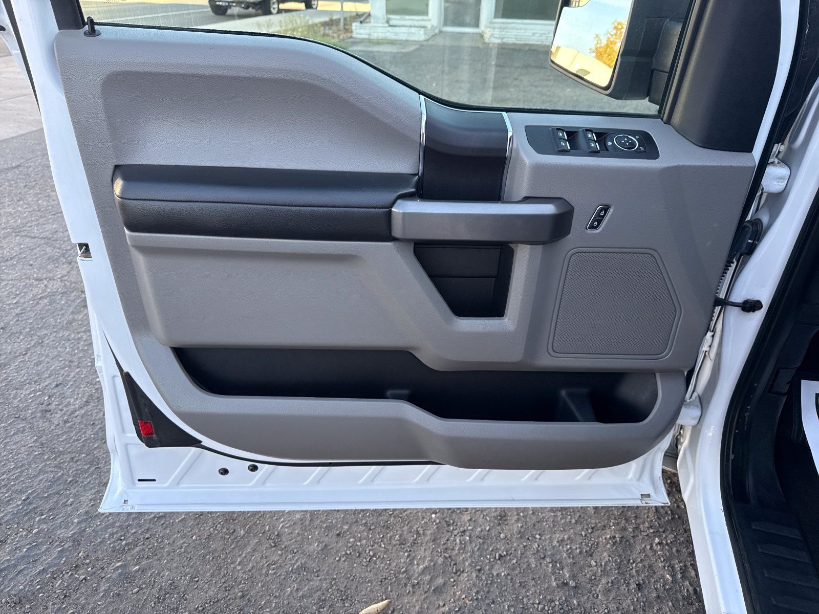 Used 2020 Ford F150 XLT w/ Equipment Group 301A Mid RWD image 10