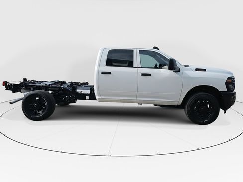 New 2026 RAM 2500 Tradesman image 2