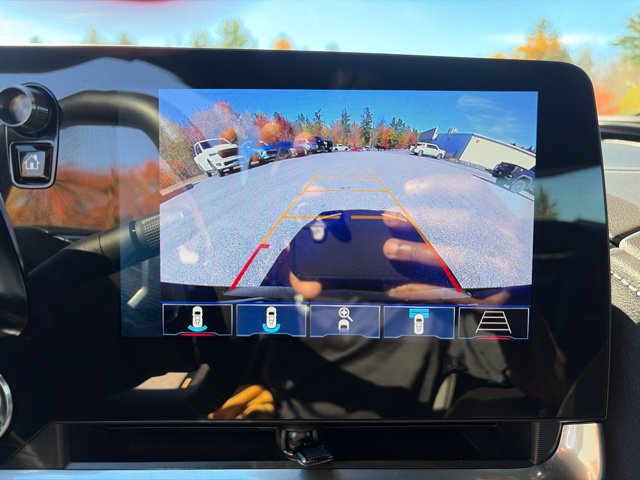 Used 2024 Chevrolet Corvette Stingray Preferred Cpe w/ Z51 Performance Package RWD image 24