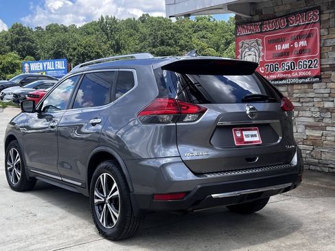 Used 2017 Nissan Rogue SL w/ SL Premium Package AWD/4WD image 4