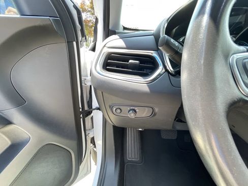 Certified 2022 Chevrolet Equinox LT FWD image 18