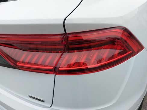 Certified 2023 Audi Q8 Prestige w/ Prestige Package AWD/4WD image 39