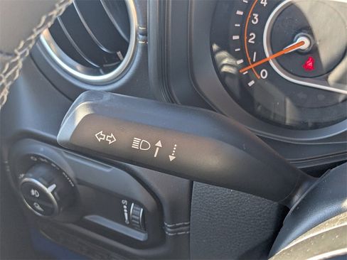 New 2025 Jeep Gladiator High Tide image 26