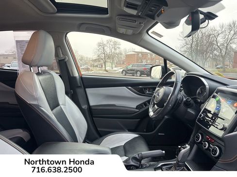 Used 2019 Subaru Crosstrek 2.0i Limited w/ Moonroof Package w/Navigation image 17