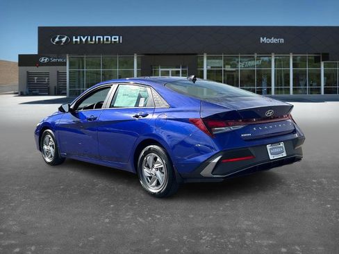 New 2026 Hyundai Elantra SE image 4