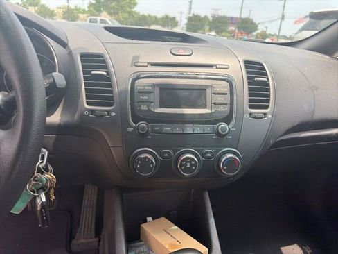 Used 2017 Kia Forte LX FWD image 56