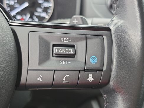 Certified 2023 Nissan Rogue SV w/ SV Premium B Package FWD image 18