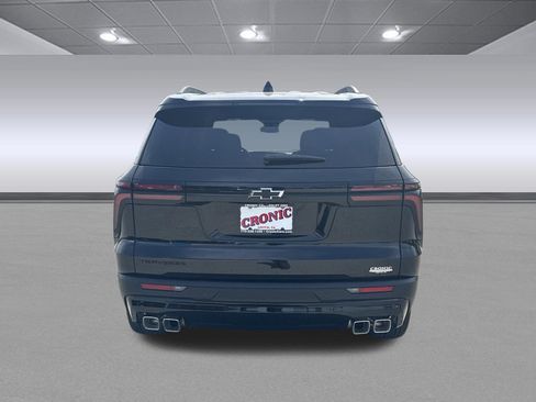 New 2026 Chevrolet Traverse LT w/ Midnight/Sport Edition FWD image 4