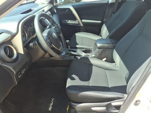 Used 2015 Toyota RAV4 LE w/ Preferred Accessory Package AWD/4WD image 14