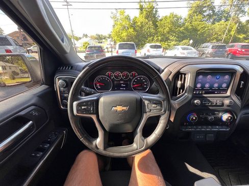 Used 2019 Chevrolet Silverado 1500 LT w/ All-Star Edition AWD/4WD image 20