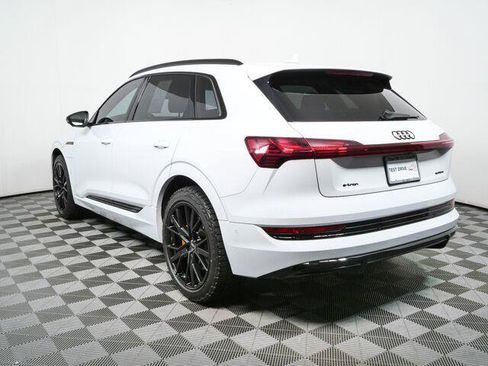Used 2023 Audi e-tron Chronos w/ Chronos Package AWD/4WD image 33