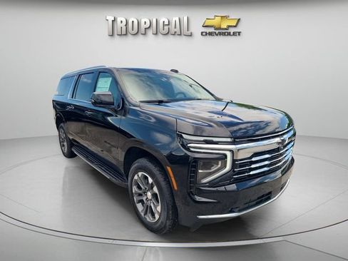 New 2026 Chevrolet Suburban LT w/ Comfort Package RWD image 7