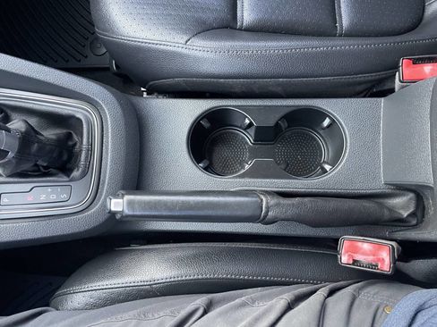 Used 2017 Volkswagen Jetta SE image 28