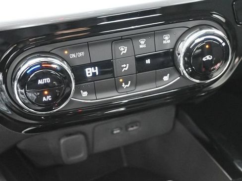 New 2026 Chevrolet Trax LT w/ Driver Confidence Package FWD image 26