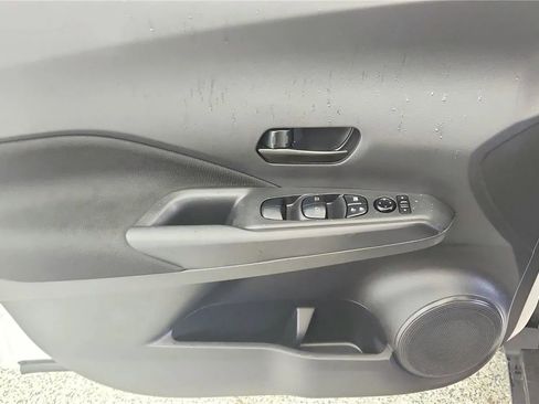 Used 2023 Nissan Kicks S FWD image 31
