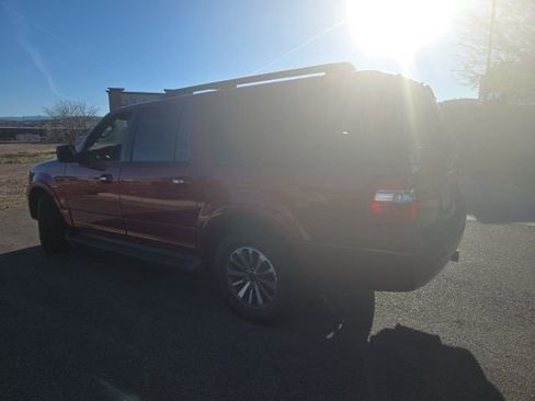 Used 2017 Ford Expedition EL XLT image 6