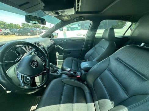 Used 2018 Volkswagen Jetta Sport FWD image 8