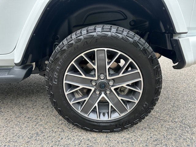 Used 2024 Jeep Wrangler High Altitude AWD/4WD image 15