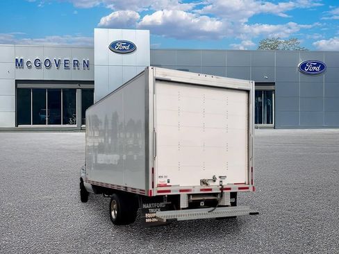 Used 2023 Ford E-450 and Econoline 450 Super Duty RWD image 8