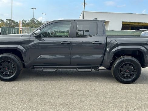 New 2025 Toyota Tacoma SR5 image 4