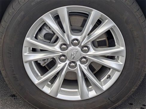 Used 2023 Cadillac XT6 Luxury image 10