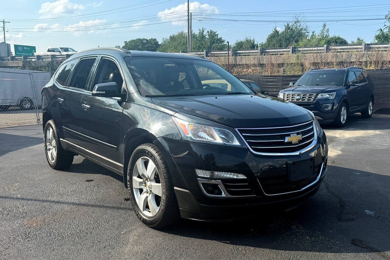 Used 2015 Chevrolet Traverse LTZ AWD/4WD image 2