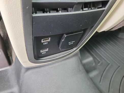 Certified 2019 Lincoln MKC Reserve FWD image 18