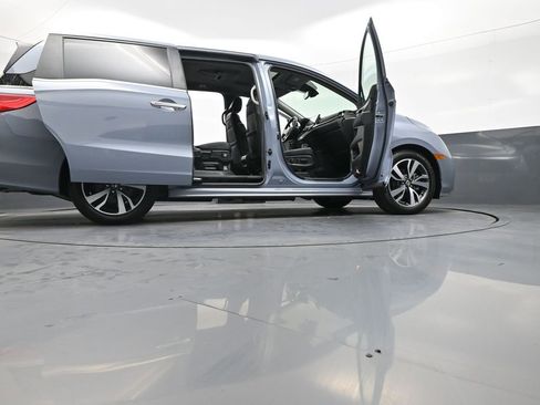 Used 2023 Honda Odyssey Touring image 51