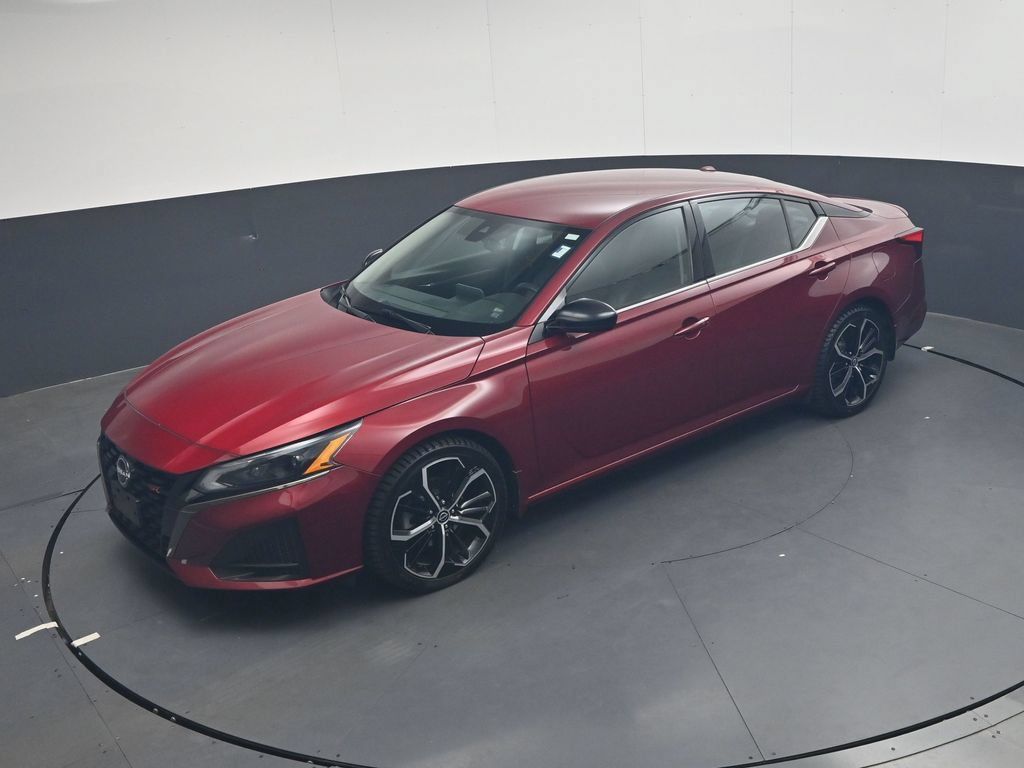 Certified 2023 Nissan Altima 2.5 SR FWD image 32
