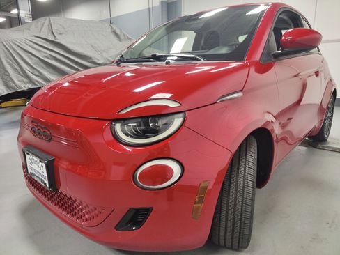 Used 2024 FIAT 500 e (RED) image 8