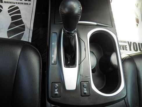 Used 2017 Acura RDX AWD image 21