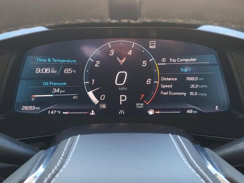 Used 2022 Chevrolet Corvette Stingray Premium Cpe w/ Z51 Performance Package RWD image 22