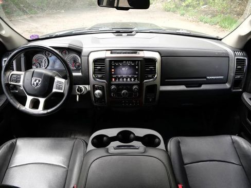 Used 2017 RAM 1500 Laramie AWD/4WD image 17