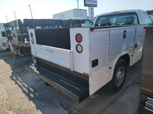 Used 2015 Ford F250 XL RWD image 5