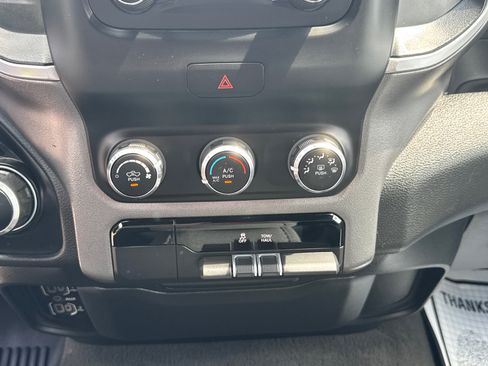 Used 2023 RAM 1500 Big Horn AWD/4WD image 12