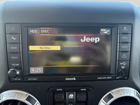 Used 2016 Jeep Wrangler Unlimited Rubicon AWD/4WD image 25