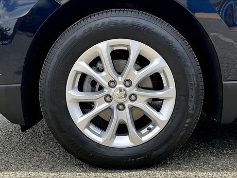 Used 2020 Chevrolet Equinox LS image 8