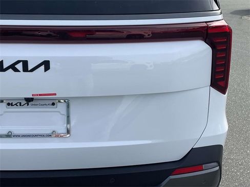 New 2026 Kia Carnival SX Prestige image 11