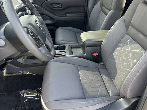 New 2026 Nissan Frontier SV w/ SV Convenience Package RWD image 24