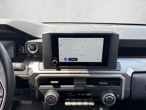 Certified 2025 Toyota 4Runner SR5 AWD/4WD image 14