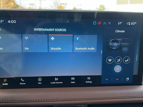 Used 2023 Lincoln Nautilus Reserve w/ Equipment Group 201A image 30