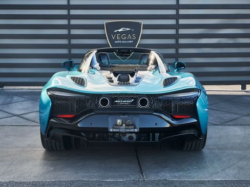 Used 2025 McLaren Artura Spider image 21