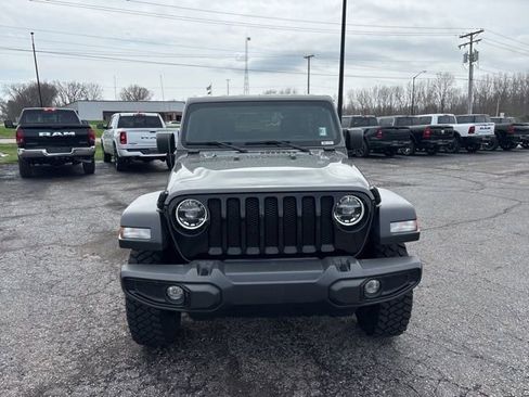 Used 2022 Jeep Wrangler Sport AWD/4WD image 8