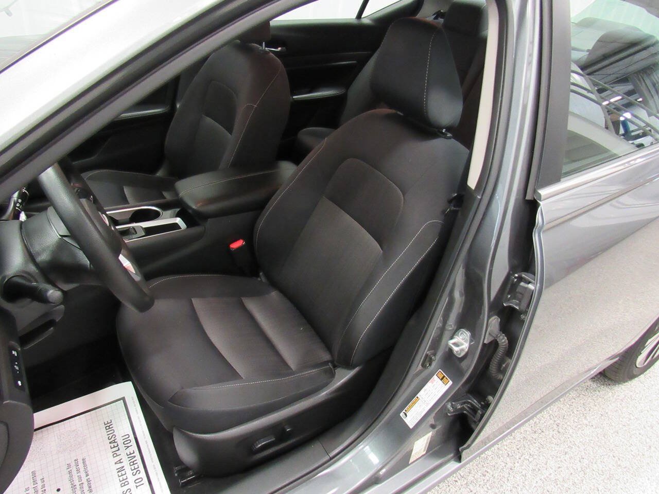 Used 2021 Nissan Altima 2.5 SV FWD image 29