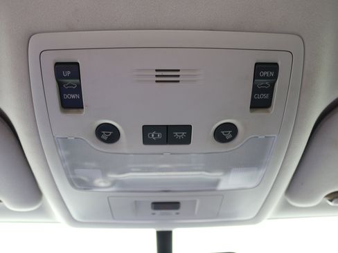 Used 2016 Lexus IS 200t image 25