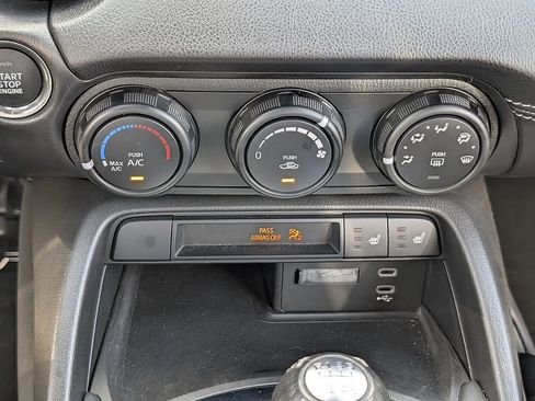 Certified 2025 MAZDA MX-5 Miata Club w/ Brembo/BBS Recaro Package image 28