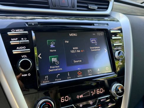 Used 2018 Nissan Murano Platinum w/ Cargo Package FWD image 23