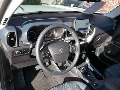 Certified 2024 Ford Bronco Sport Heritage w/ Heritage Convenience Package image 4