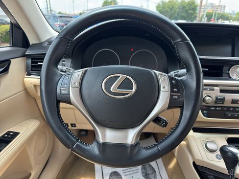 Used 2015 Lexus ES 350 FWD image 26